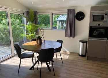 Chalet in het groen met modern comfort - 5