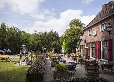 Safaritent voor 8 personen aan zwemvijver - 24