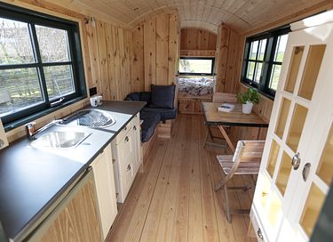 Houten pipowagen in prachtige omgeving - 3