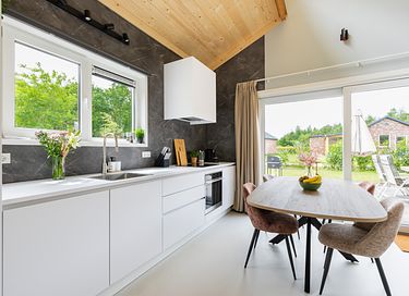 Modern vakantiehuis met hottub in Drenthe - 8