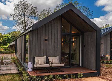 tiny house romantique avec bain à remous dans le Limbourg