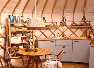 Luxe yurt met Bohemien chic interieur - 4