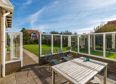 Spacious vacation home near beach on Ameland - 3