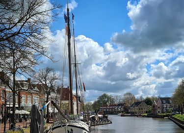 Hotel aan de gracht in historisch Dokkum - 32