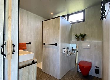 Special stay in a luxury Glamtainer - 17