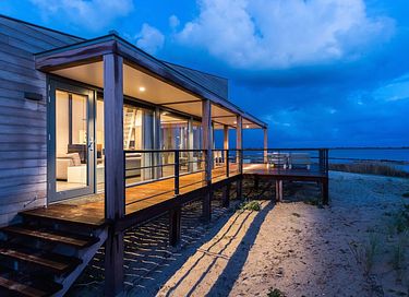 Strandvilla met eigen zwem- en aanlegsteiger - 3