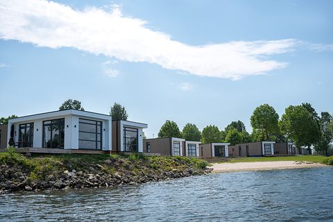 Logement de vacances romantique au bord de l'eau - 4