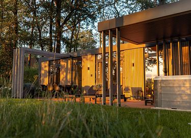 Luxuriöse Wellness Lodge mit Jacuzzi - 27