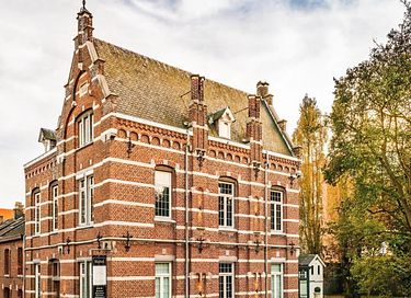 Schlafen in belgischer Schuhgeschichte - 18