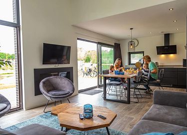 6-persoons design huis op een gezellig park - 5