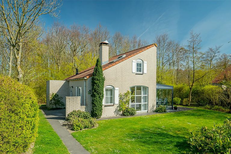 Bungalow met sauna op Zeeuws eiland - 1