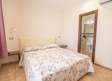 Holiday villa with swimming pool (11 persons) - 28