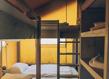 Ruime glamping lodge met eigen sanitair - 8