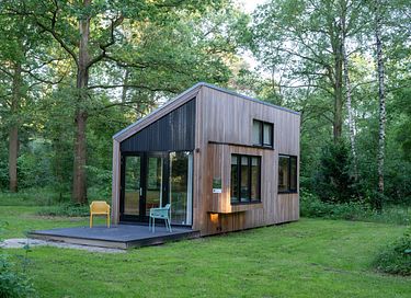 Beautiful tiny house in the woods