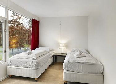 Vakantiehuis (12p) in bosrijke omgeving  - 10