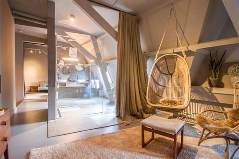 Een royale suite in een voormalige school - 2