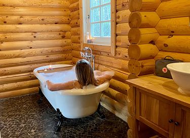 Lodge romantique dans la forêt pour 2 personnes - 3