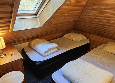 Grande maison en bois dans la forêt avec sauna privé - 15