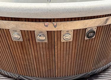Luxe lodge met hottub in de natuur - 32