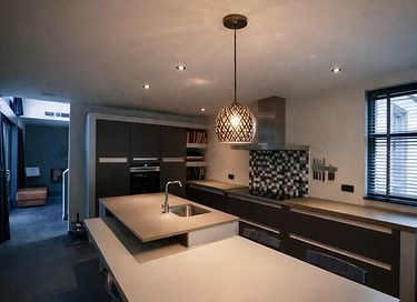 Spacious family home on the edge of the woods - 5