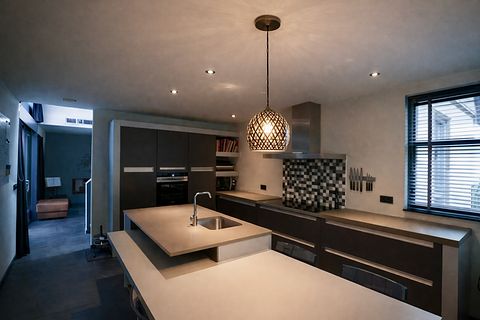 Spacious family home on the edge of the woods - 5