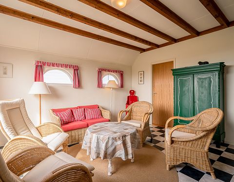 Detached farm house with views - 4