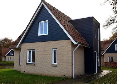 Luxus-Ferienhaus mit Sauna am Wasser - 14