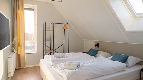 8-person holiday home near the water - 5