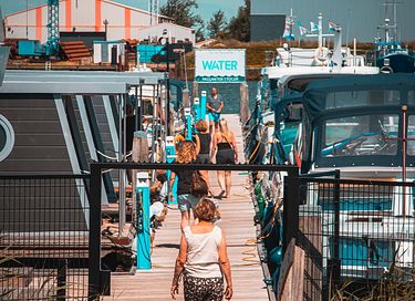 Moderne houseboat met airco - 13