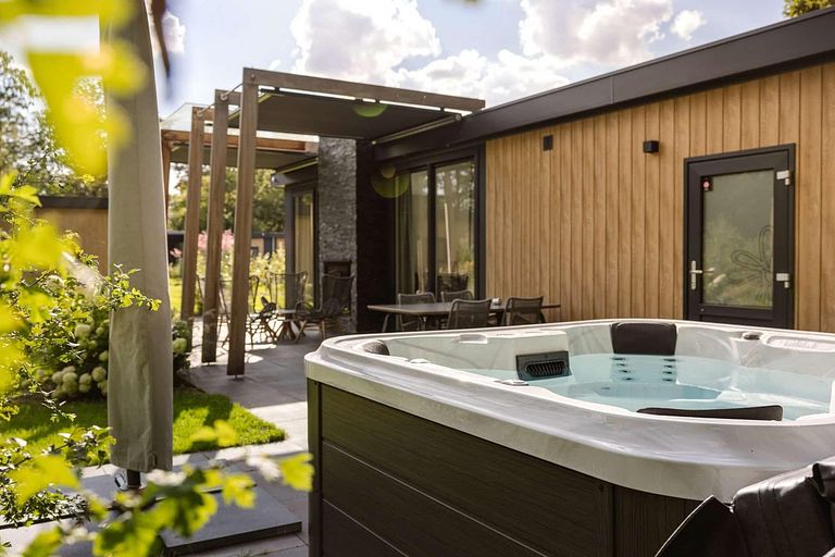Genießen Sie ein privates Spa und eine Sauna in Twente - 1