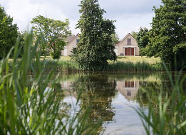 Vrijstaande woning aan het water in Limburg - 2