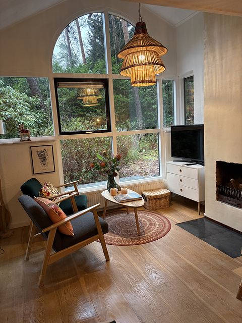 Romantic cottage in the forest with fireplace - 2