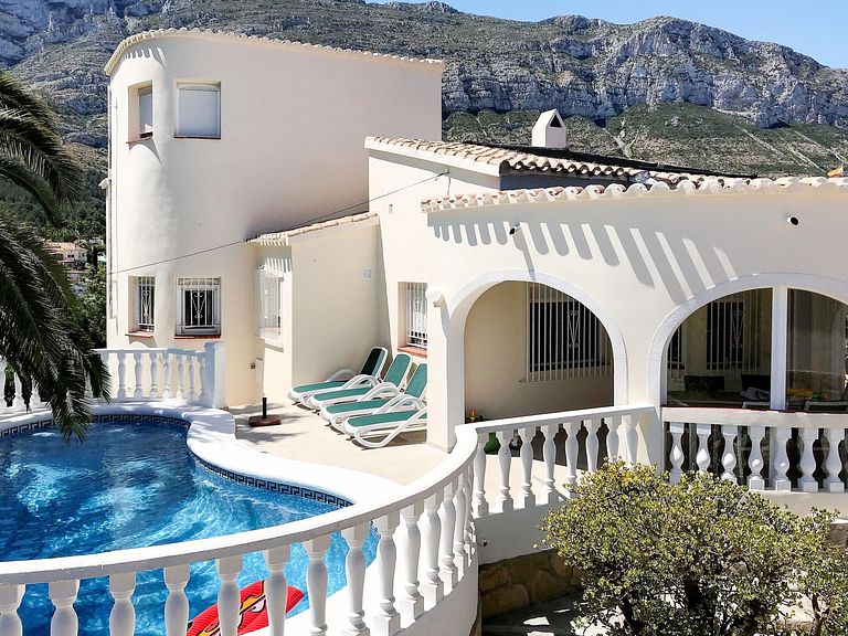 Vakantiehuis met panoramisch zeezicht - 1