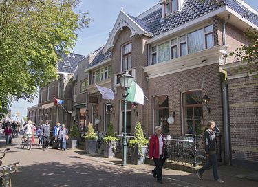 Luxe suite met bubbelbad in historisch hotel - 10