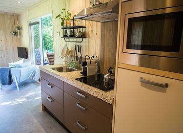 Spend the night in a tiny house with sauna! - 6