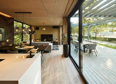 Modern design villa in Limburg - 4