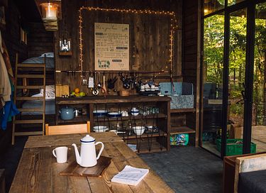 Family-friendly cabin surrounded by nature - 11