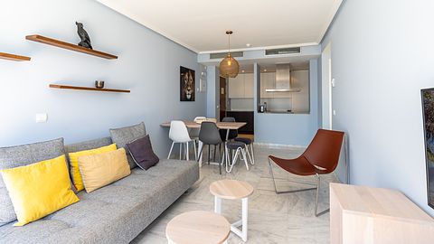 Luxury apartment with sea view on the beach - 3