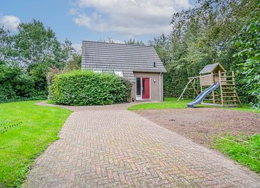 Detached bungalow near a nature reserve - 2