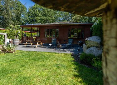 Chalet with private jacuzzi and sauna - 12