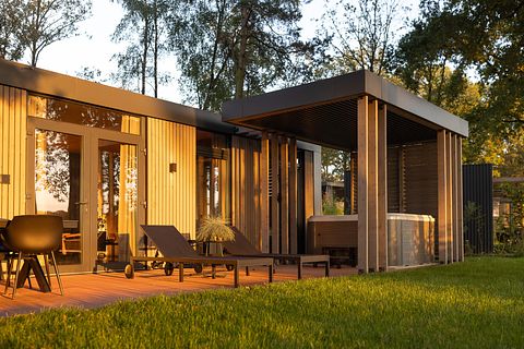 Luxuriöse Lodge für 4 Personen mit 2 Badezimmern und Spa - 4