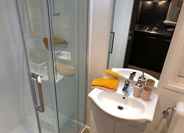 Uniek tiny house op familiecamping - 5