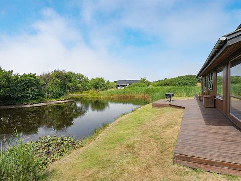 Vakantiehuis aan het water op een mooie plek - 2