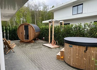 2 villas uniques (16 p) avec wellness - 2