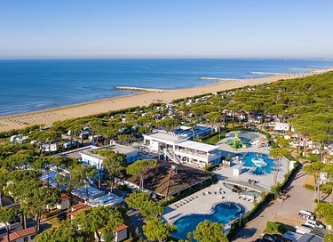 Glamping by the sea near Venice in Italy