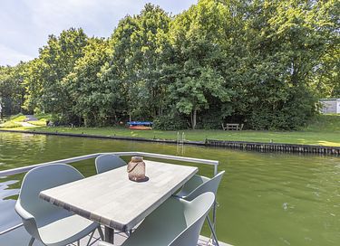 Husbåd med tagterrasse og hottub - 8