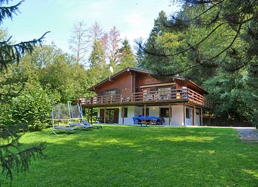 Holzchalet mit großem Garten in der Nähe von Durbuy
