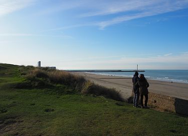 Aan het strand in een historisch ziekenhuis - 48