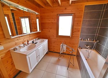 Schönes Haus mit privater Sauna und großem Garten - 12