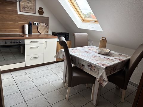 Spacious upstairs apartment in a rural setting - 5